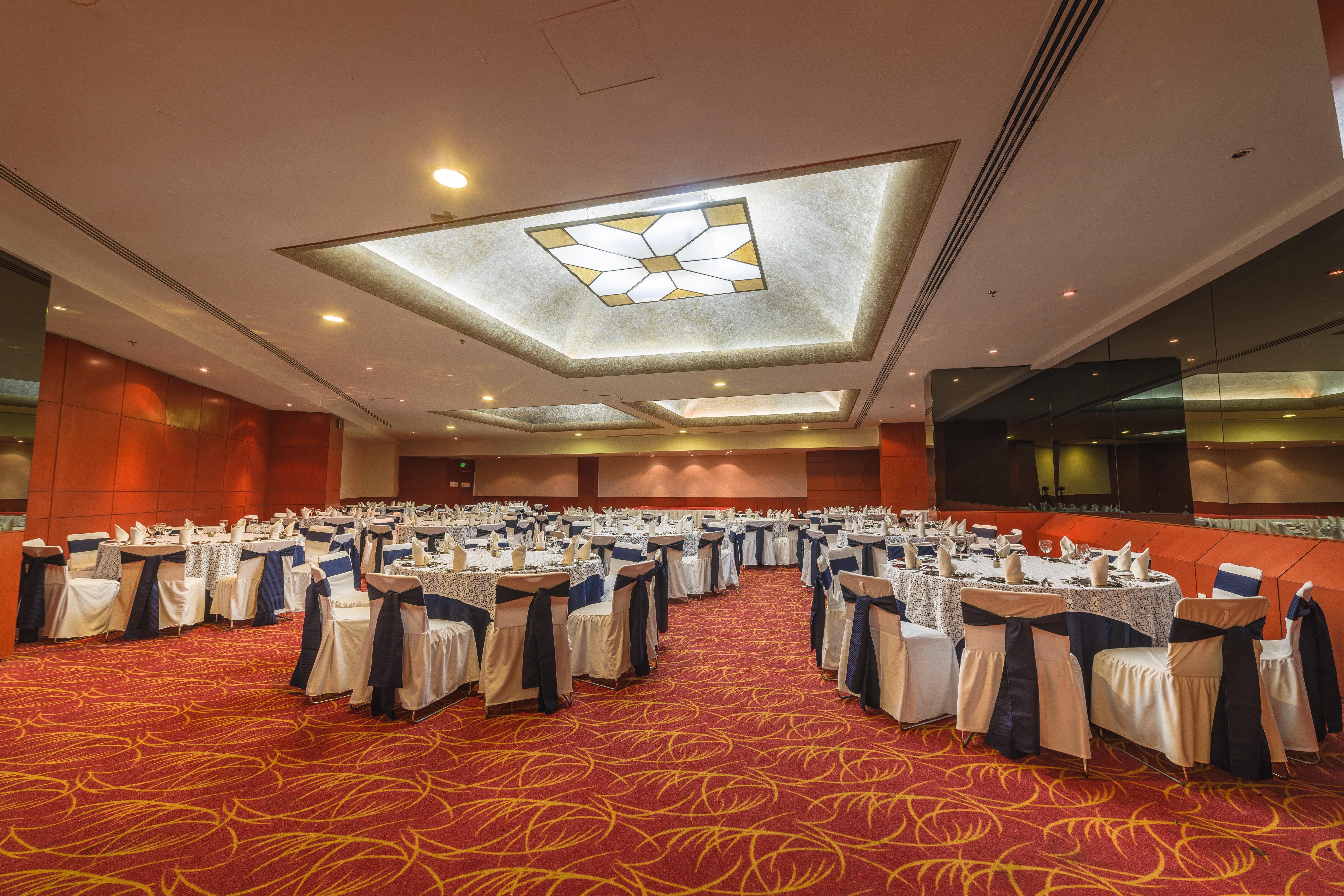 Holiday Inn Guadalajara Select By Ihg Eksteriør billede